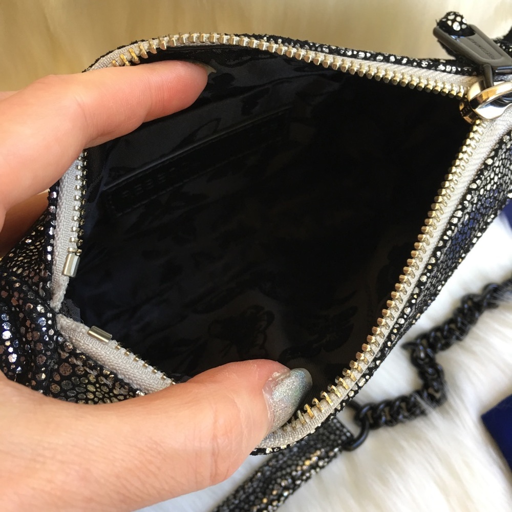 🔴SOLD🔴 Rebecca Minkoff silver micro mac bag - Picture 6 of 8